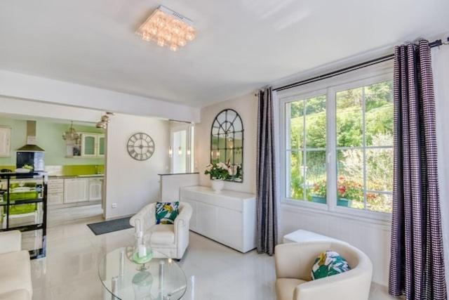 VILLA MAISON BLANCHE TULLE 1 à 4 personnes Esterno foto